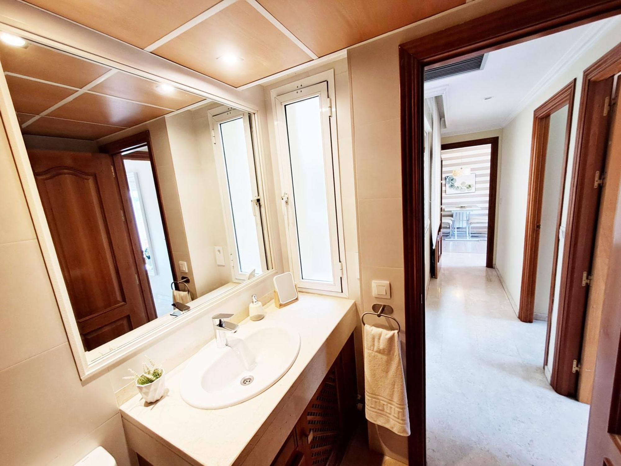 Apartamento Luminoso A 10 Minutos Del Centro Granada
